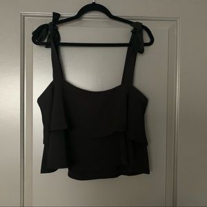 Black tie strap layered flowy tank top
